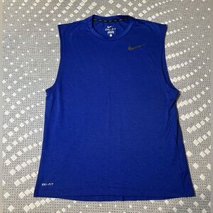 Nike dri-fit blue cut off, men’s size Large, new without tag